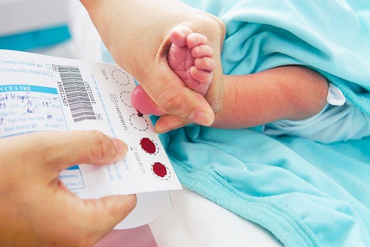 Lợi ích của xét nghiệm máu gót chân